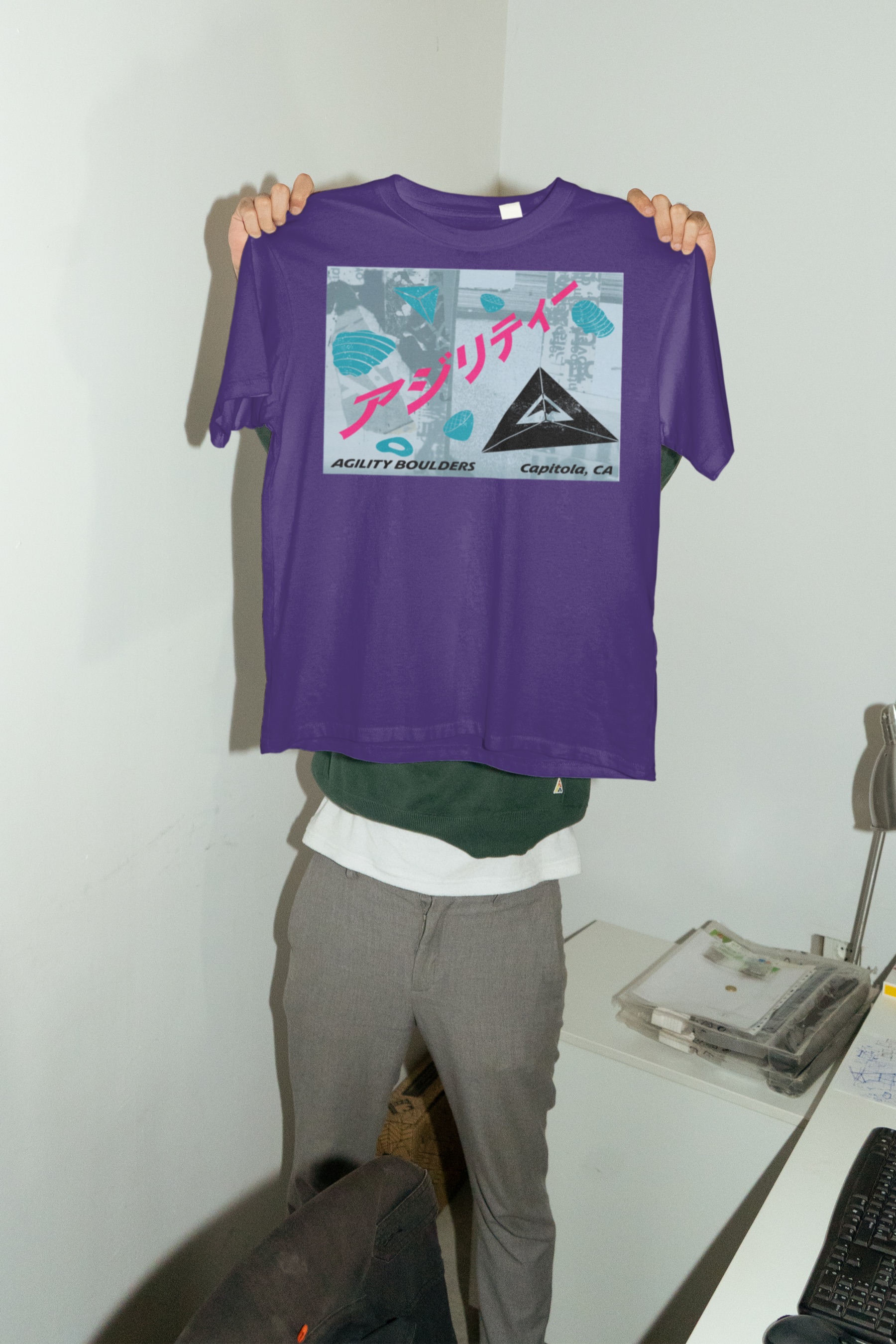 Navy crewneck sweatshirt with the 'I Want to Boulder' UFO-and-mountain graphic printed across the back.